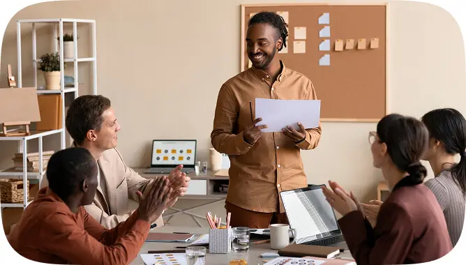 medium-shot-people-working-office